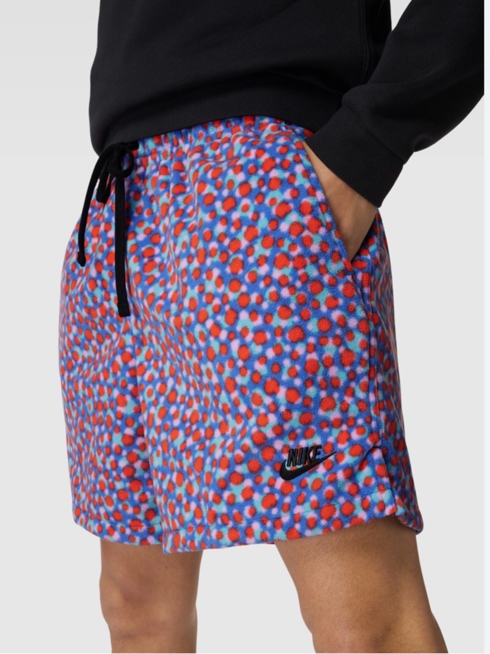 Nike Flow Shorts Dot in Game Fleece Mens Medium 6” inseam colorful